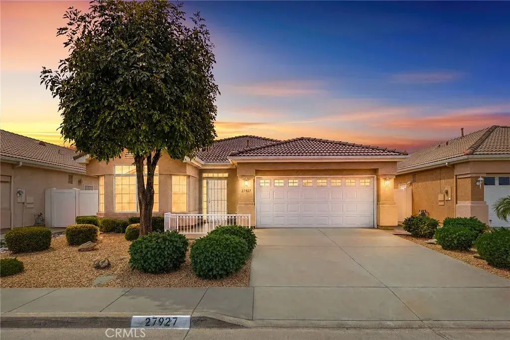 27927 Blaze Lane, Sun City