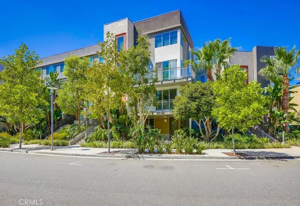 67 Lennox, Irvine