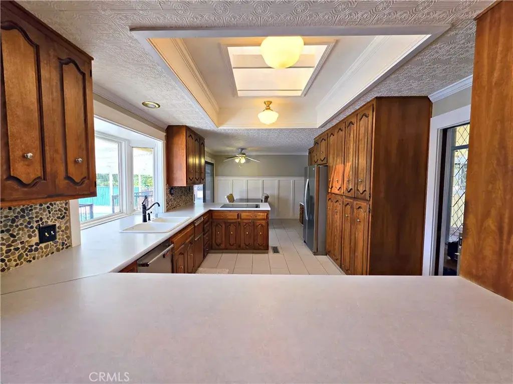 11901 Kern River, Bakersfield