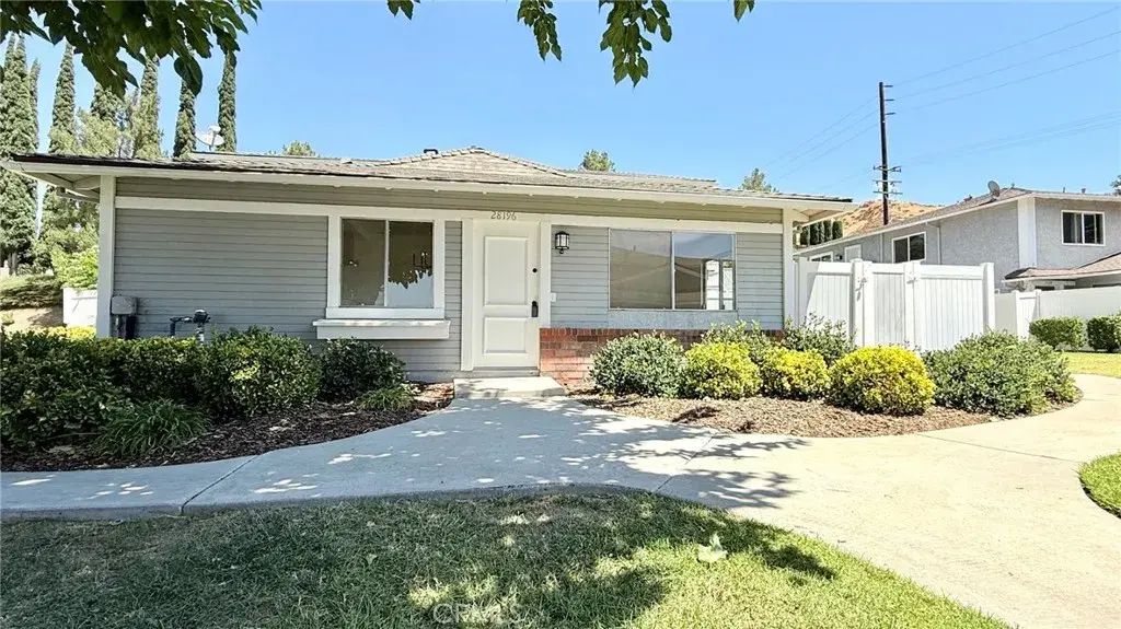 28196 Robin, Saugus
