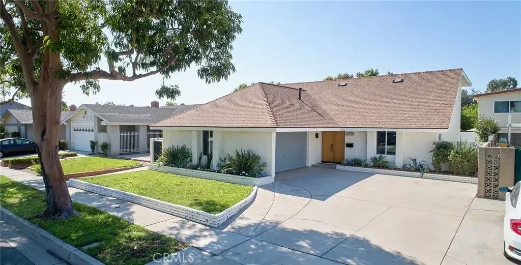 11208 Rose, Cerritos