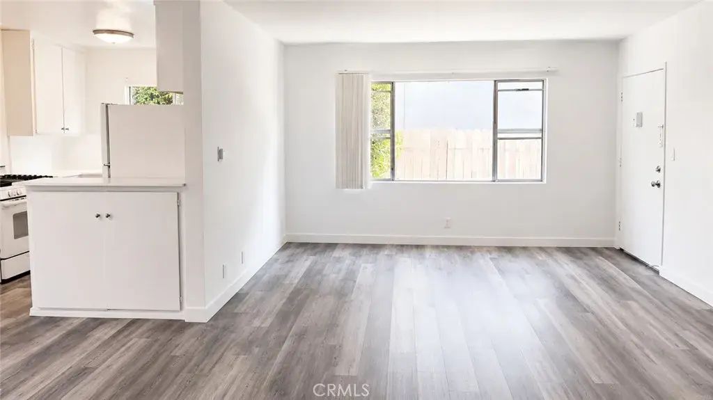 1132 S Holt 3, Los Angeles