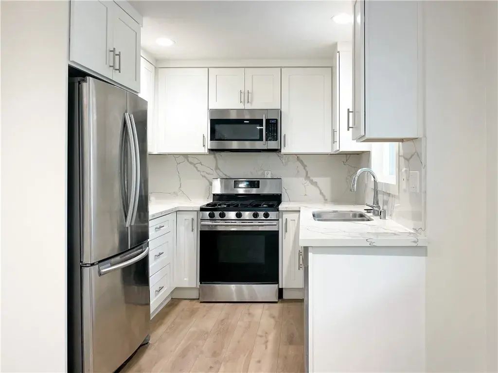 206 Avenida Victoria A, San Clemente