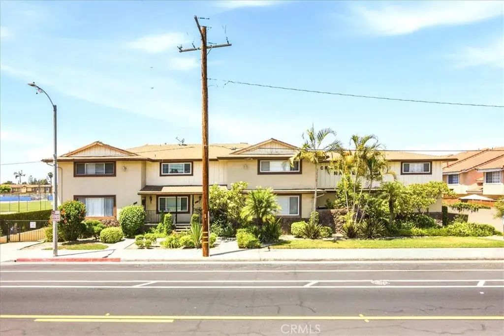 10365 Downey Avenue, Downey