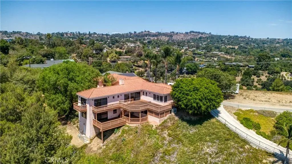 1553 Amate, La Habra Heights