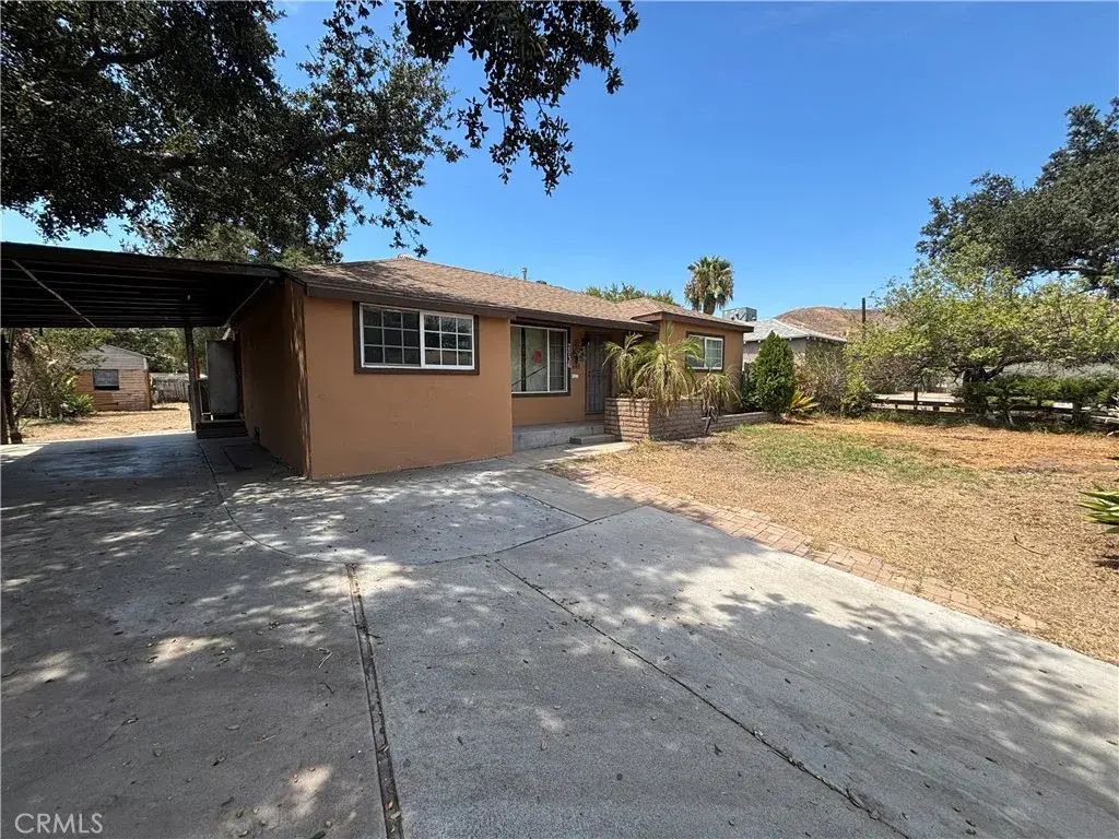 2936 Lincoln, San Bernardino
