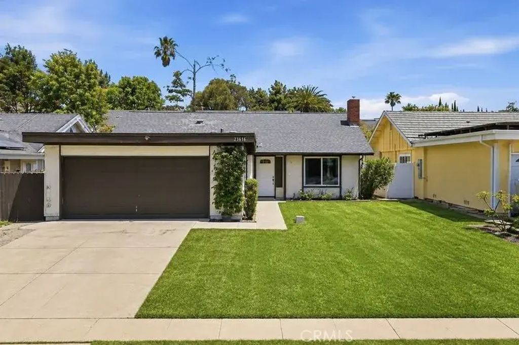 23616 Soresina, Laguna Hills