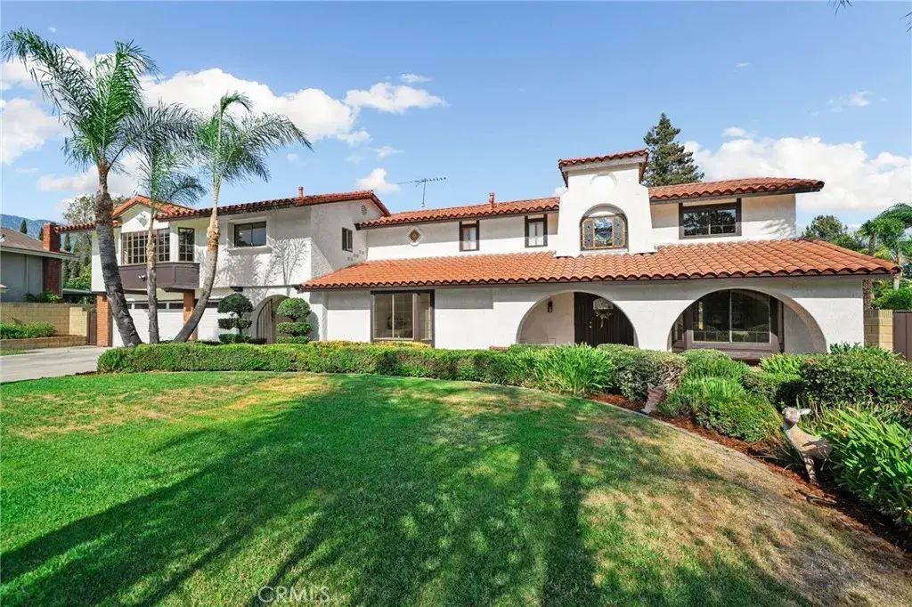 1868 N Laurel, Upland