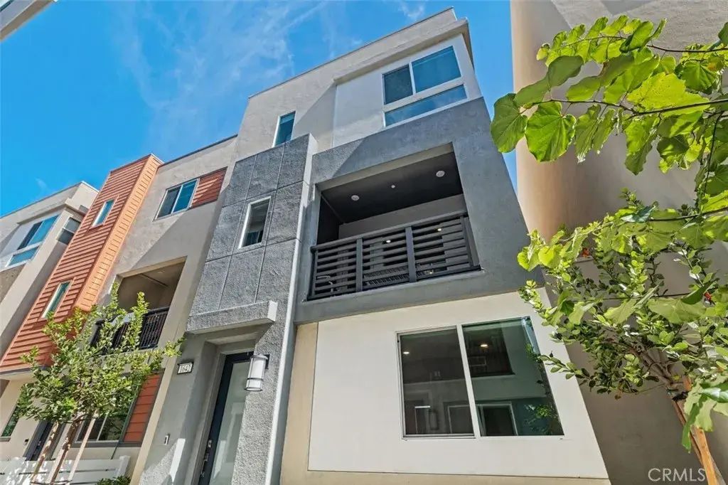 1642 W Saratoga Lane, San Pedro