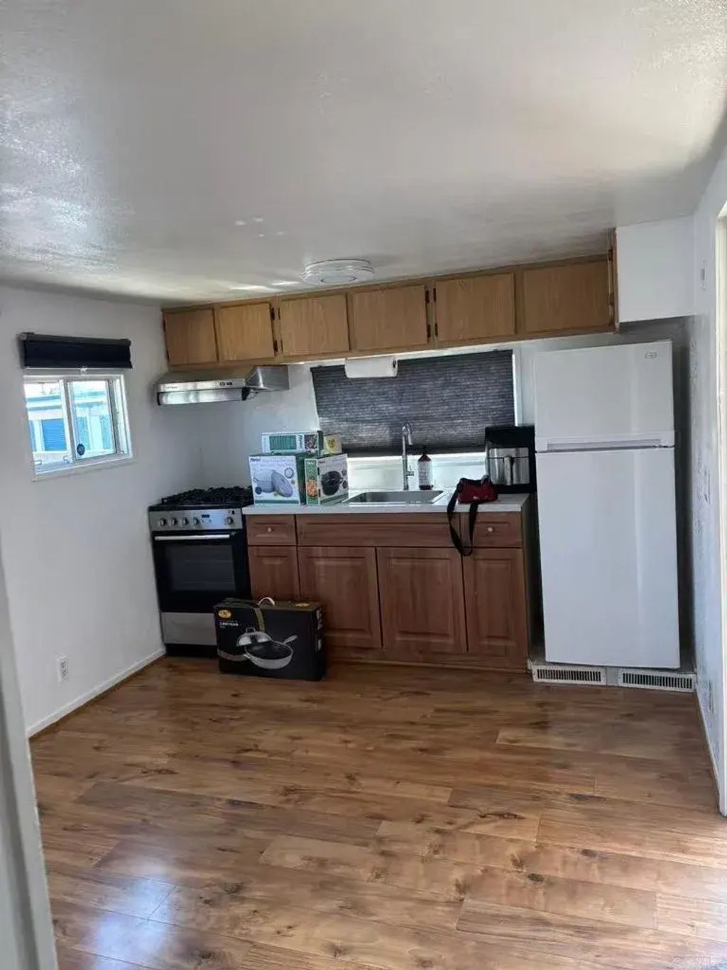 3825 Valley 58, Walnut