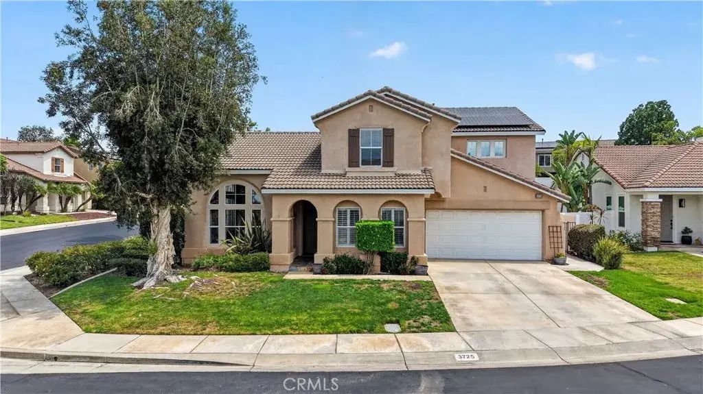 3725 Delta, Corona