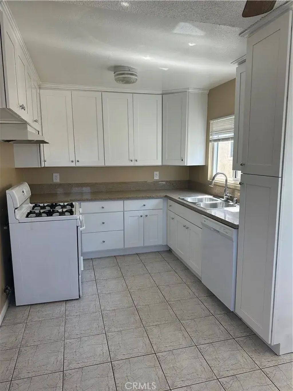 683 W 12th 2, San Pedro