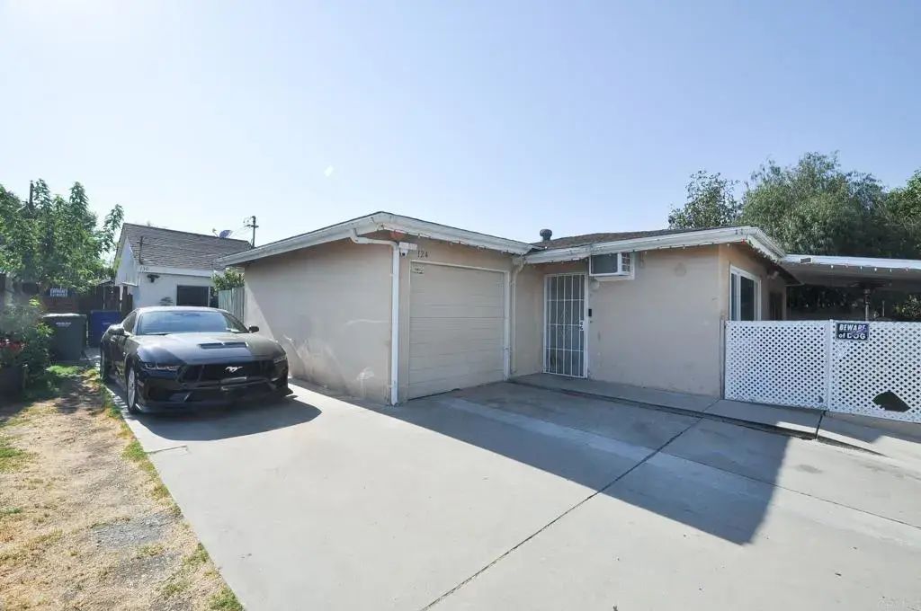 124-130 Richardson Avenue, El Cajon