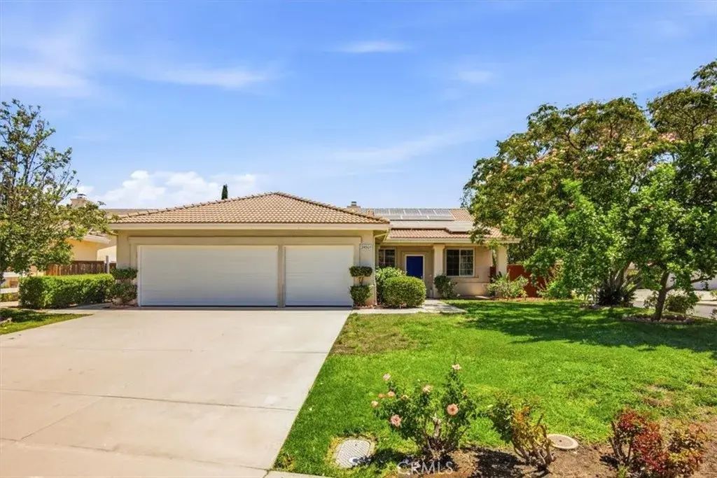 24501 Corte Rojelio, Murrieta