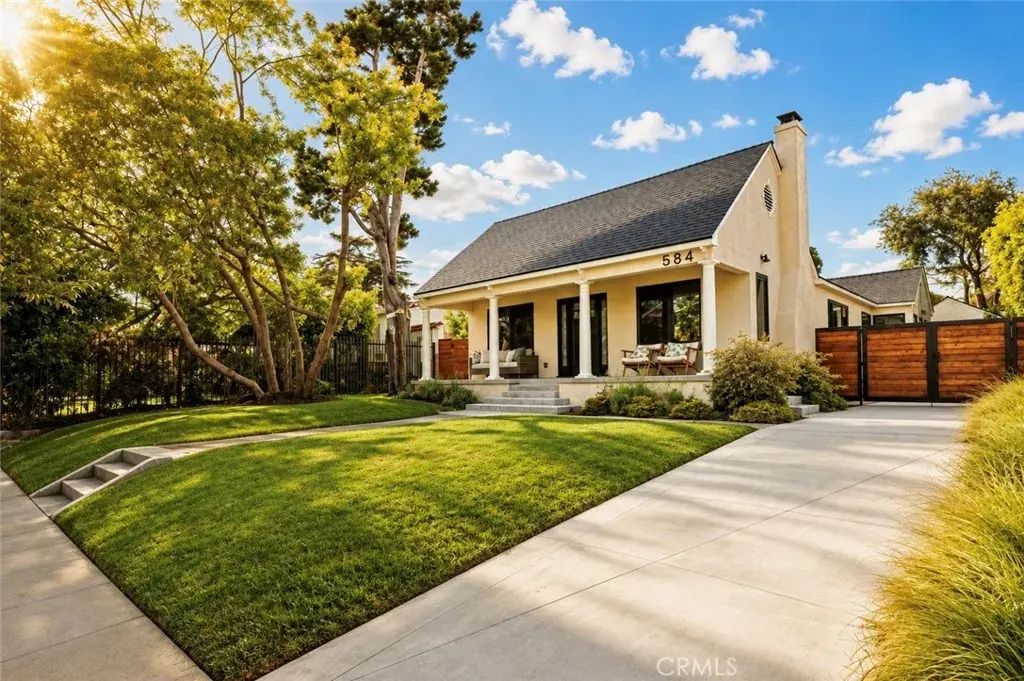 584 N Plymouth, Los Angeles