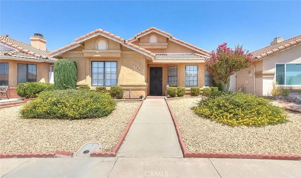 2980 La Habra, Hemet