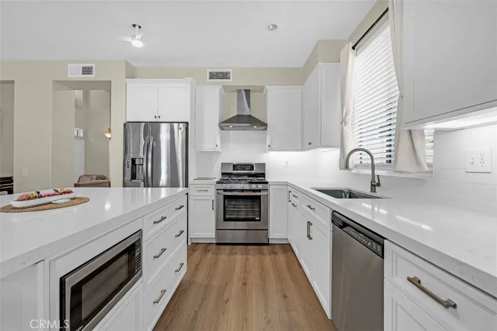 60 Melrose, Mission Viejo