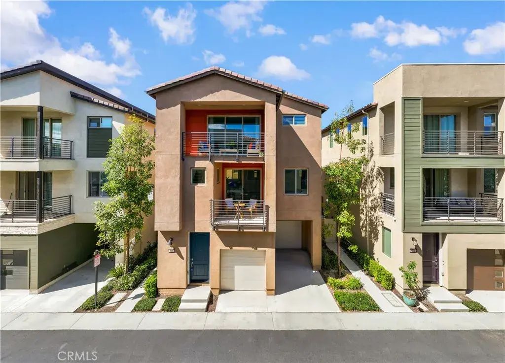 596 Catalonia, Lake Forest