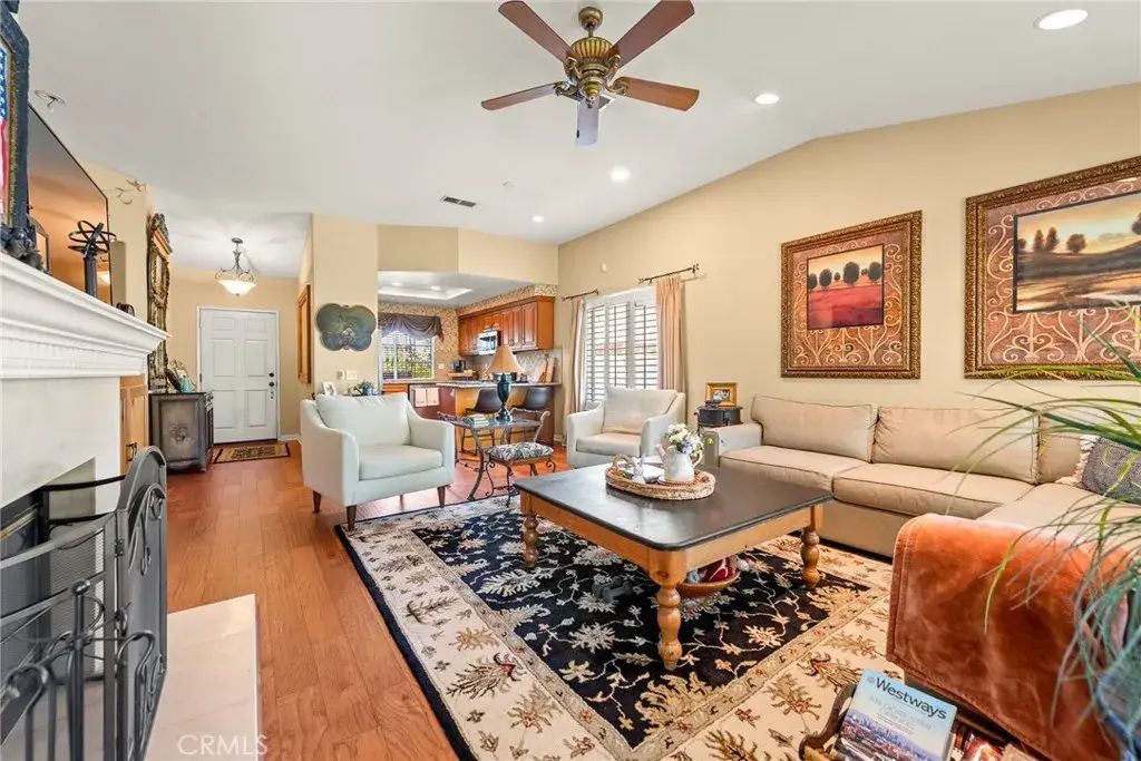 3027 Graceland Way, Corona
