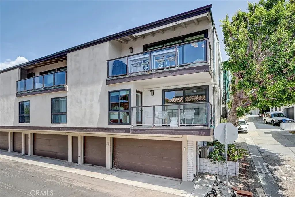 2512 Ocean, Manhattan Beach