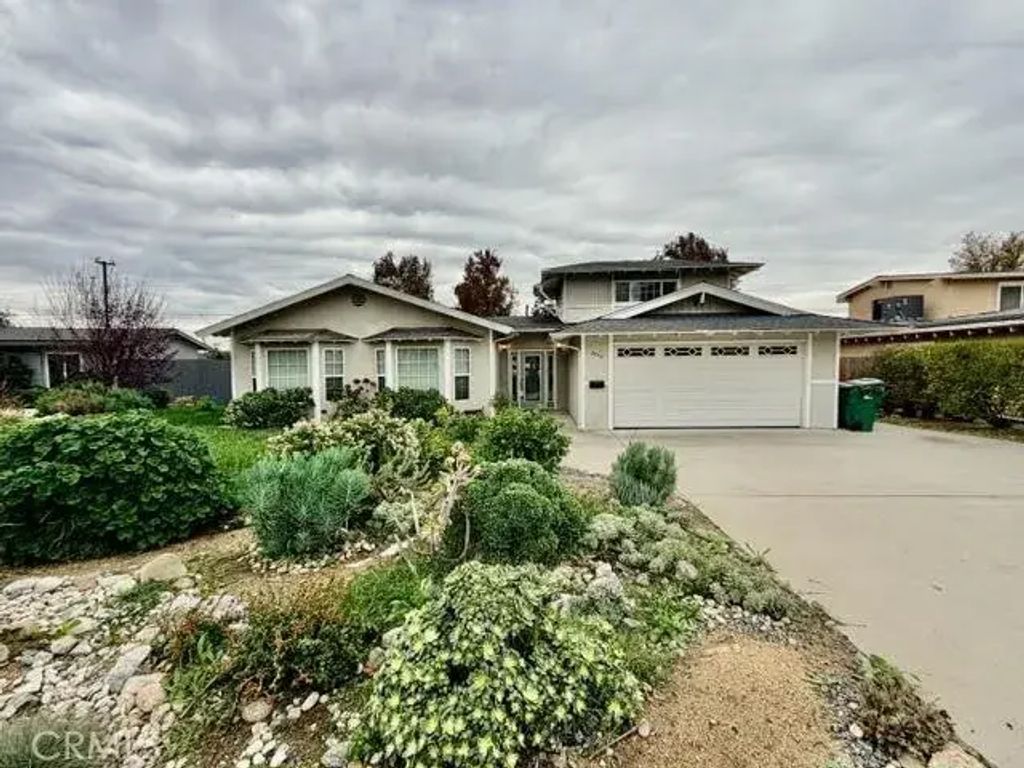 2734 Grove, La Verne