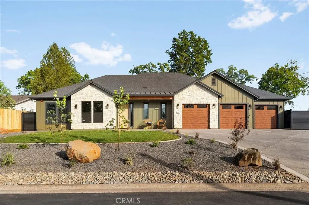 230 Redbud, Paradise