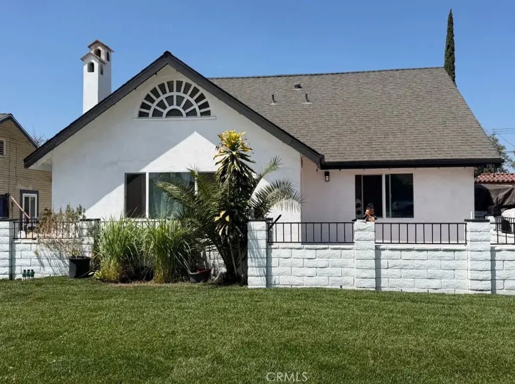1161 N La Cadena, Colton