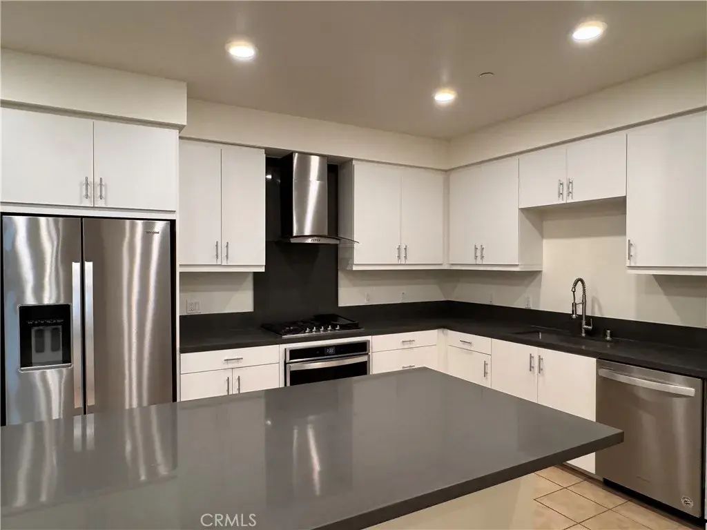 1204 Nolita, Irvine