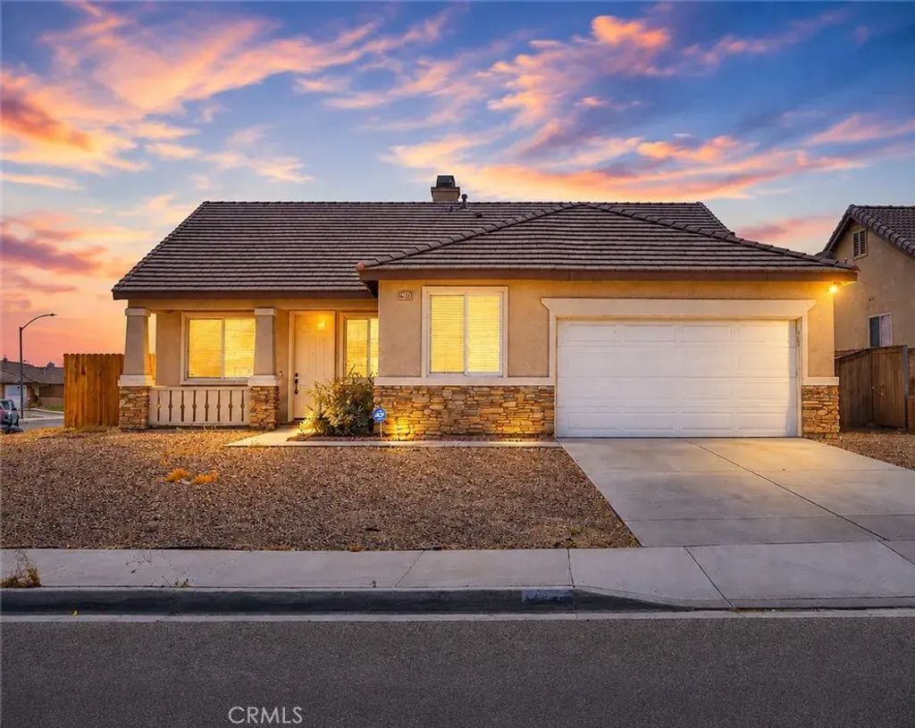 14573 Handsdale Street, Adelanto