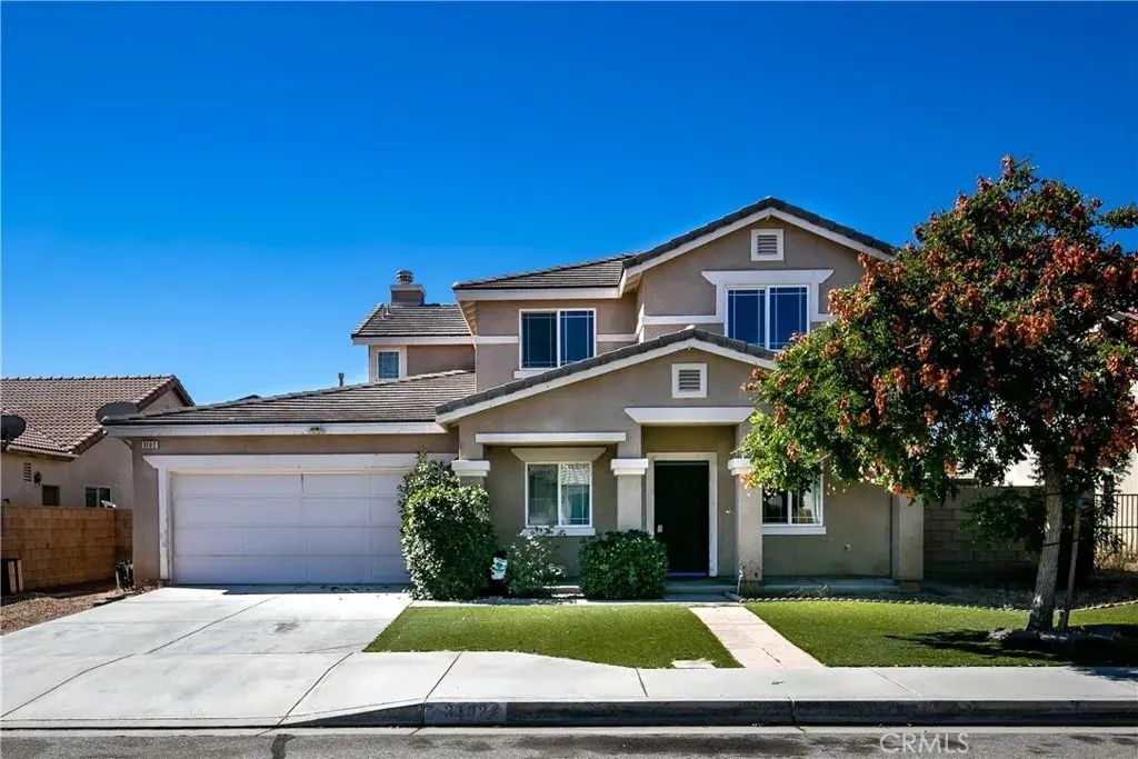 3102 E Topaz, Lancaster