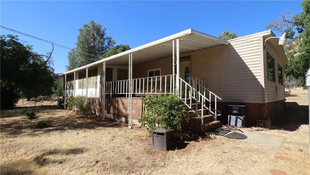 13550 Eastlake, Clearlake