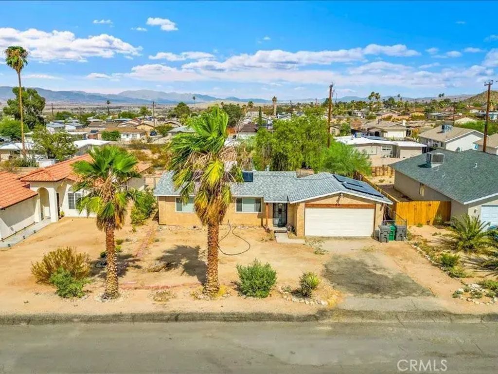 5567 Baileya, 29 Palms