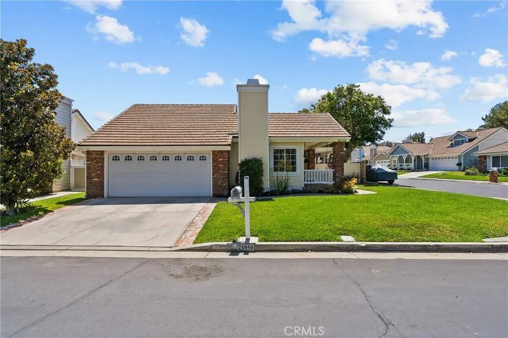 23950 Bar Harbor Court, Valencia