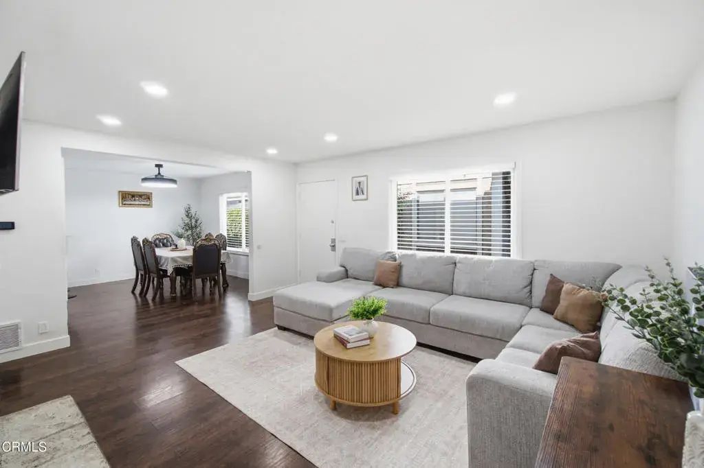 536 Spring Road 98, Moorpark