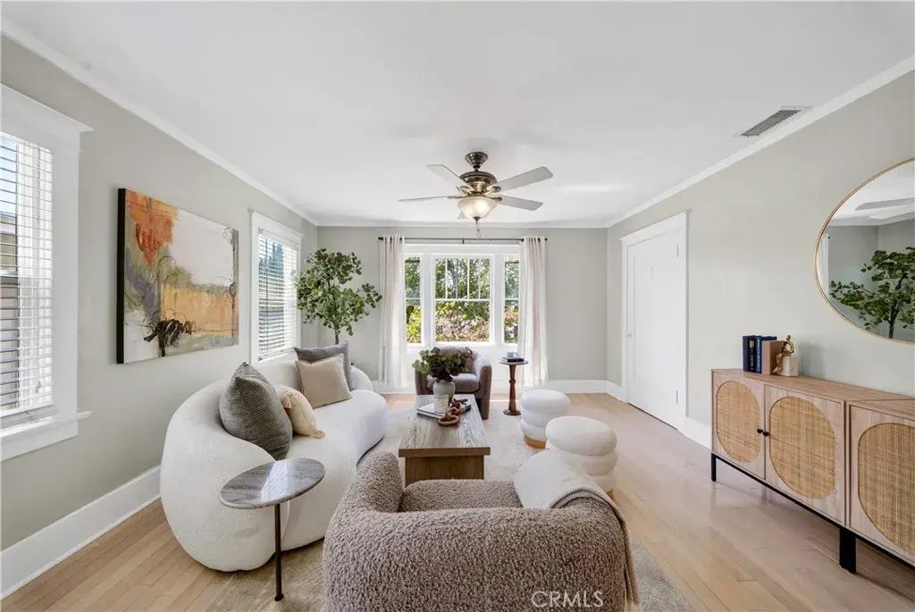 1546 Rosalia Road, Los Angeles