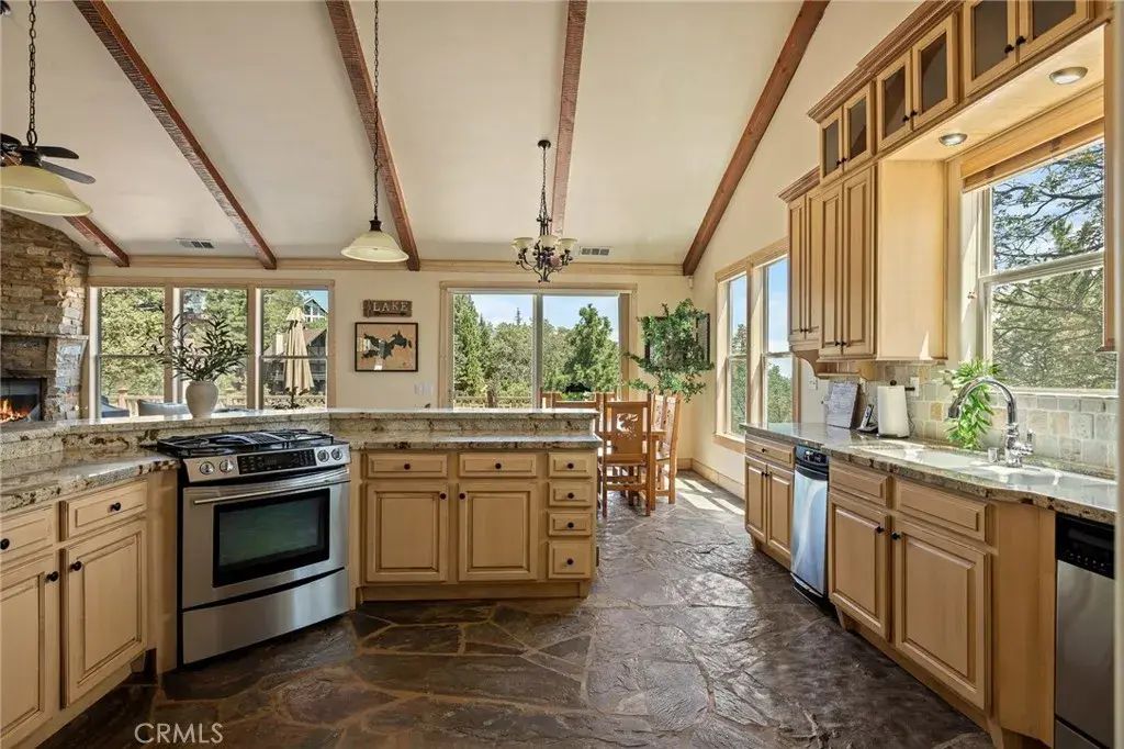 27920 Matterhorn, Lake Arrowhead