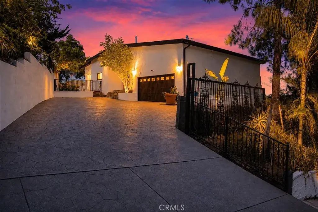 4999 Alatar Drive, Woodland Hills