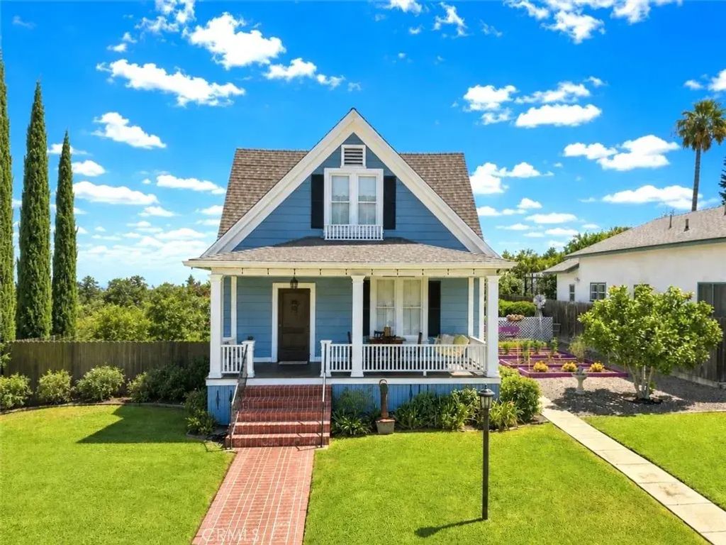 541 S 4th, Redlands