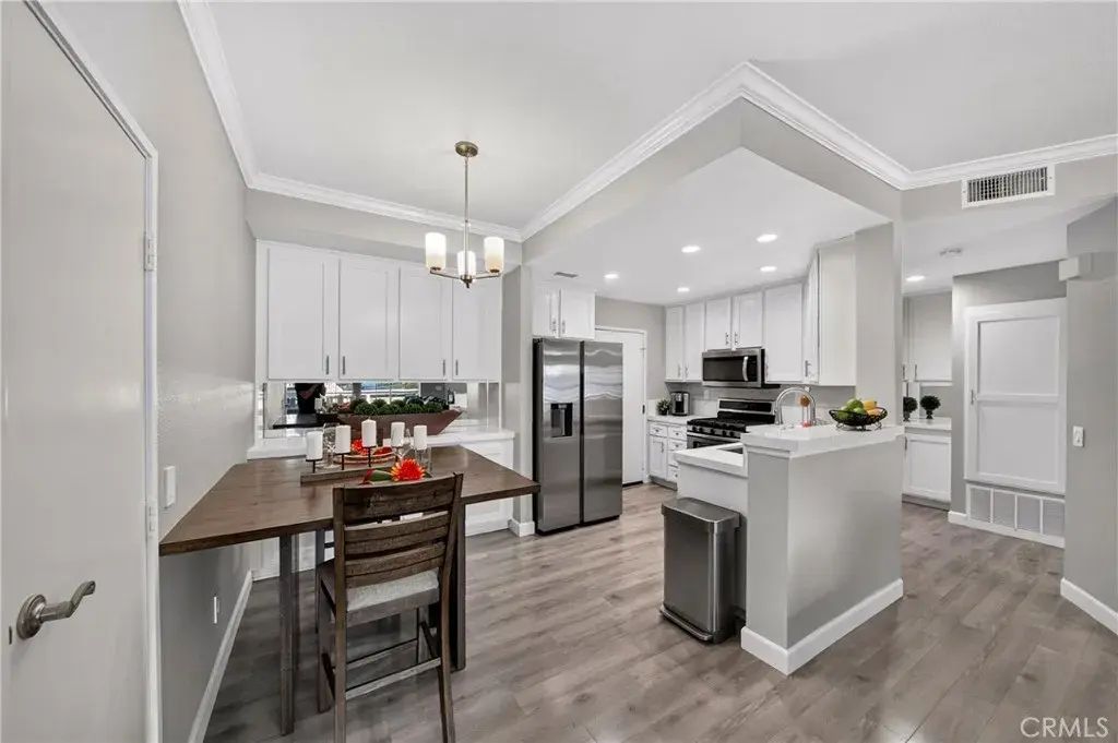 16421 Omally Court 8, La Mirada