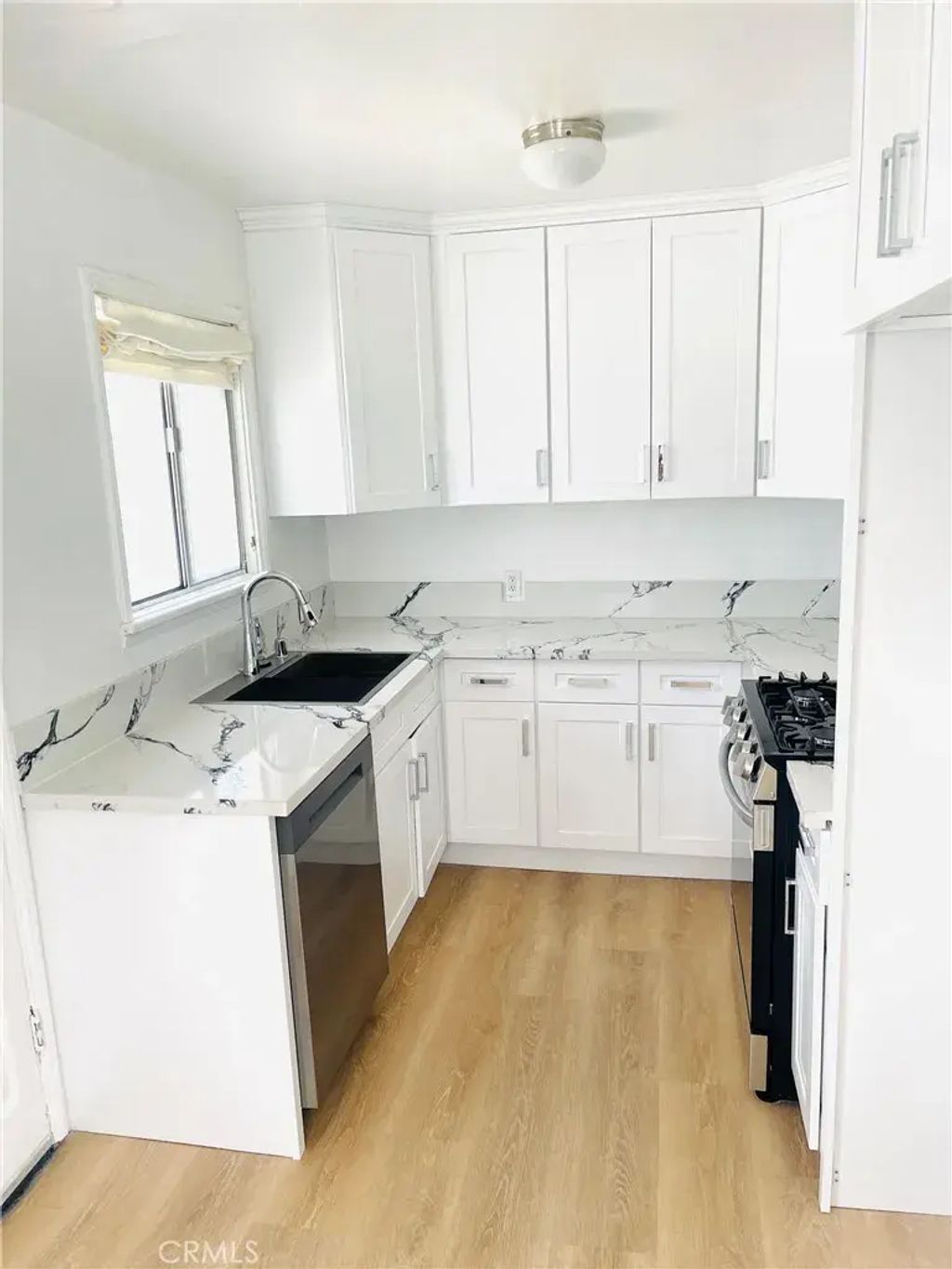 5754 Vineland Avenue, North Hollywood