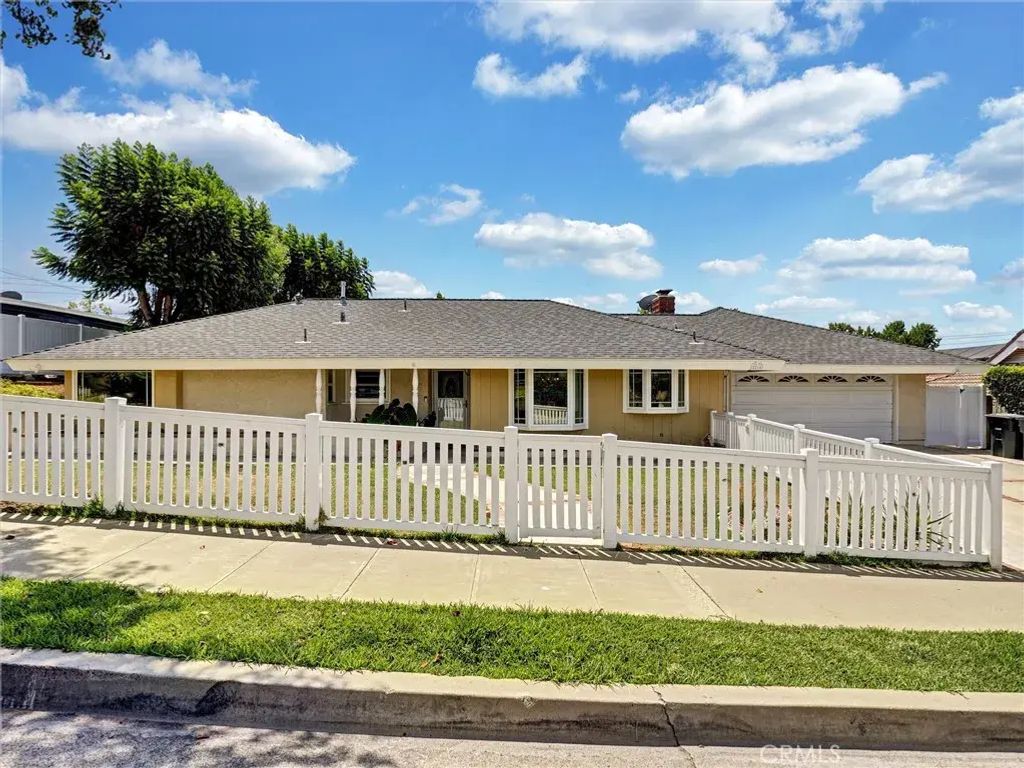 2216 E Denise, Orange