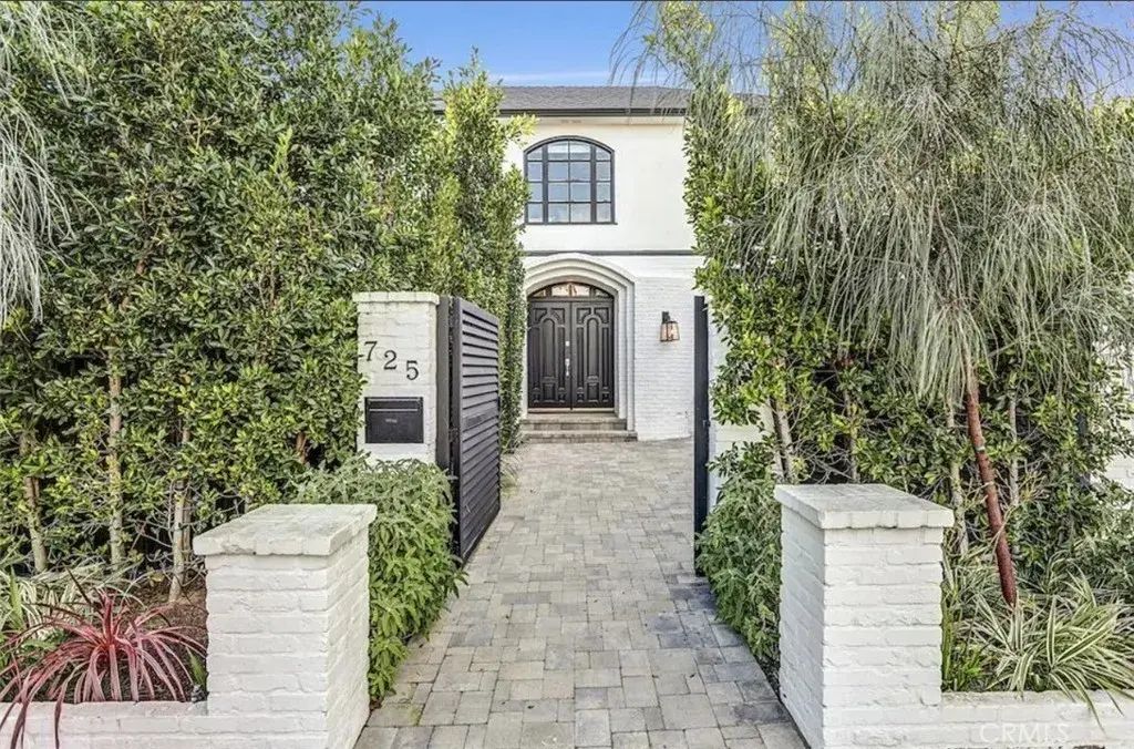 725 N Doheny, Beverly Hills