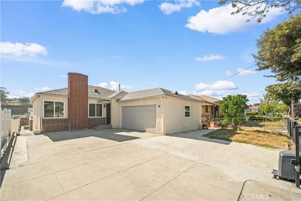 2057 N Eastern, Los Angeles