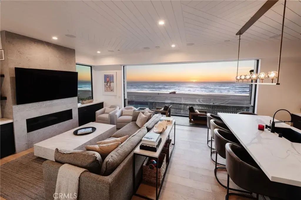 2200 The Strand A, Manhattan Beach