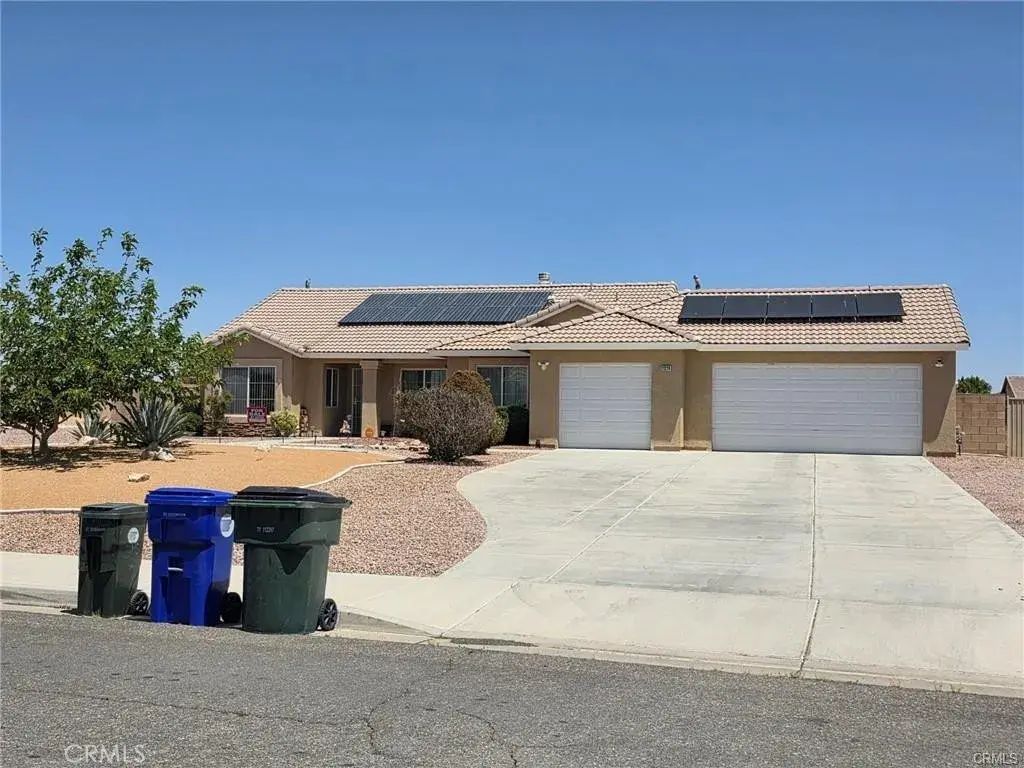 21224 Vidal Court, Apple Valley