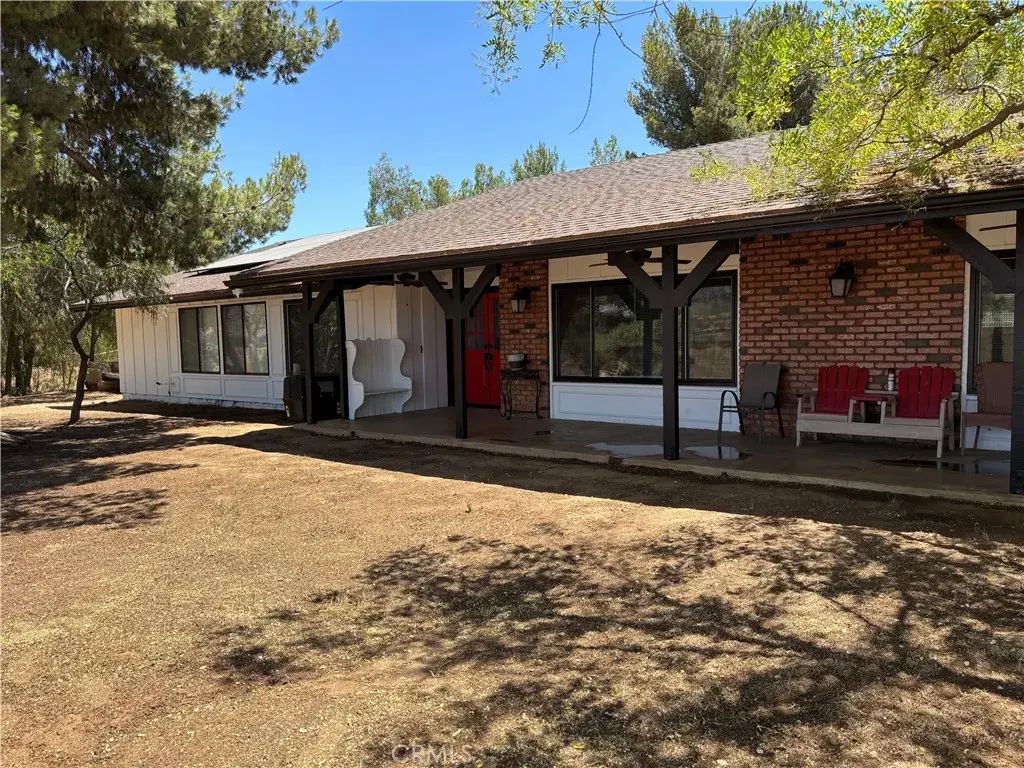 43091 Bob Cat Road, Banning