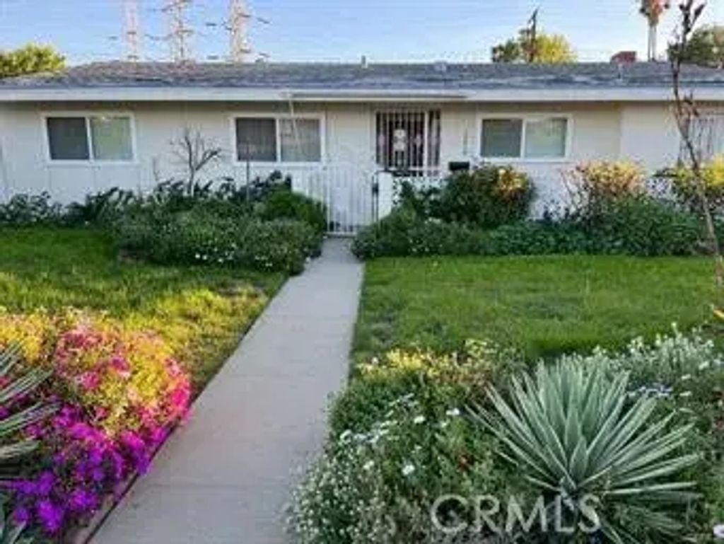 18616 Lassen Street, Northridge