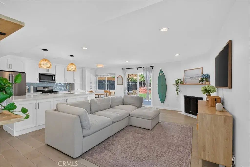 568 Carrie Circle, San Marcos