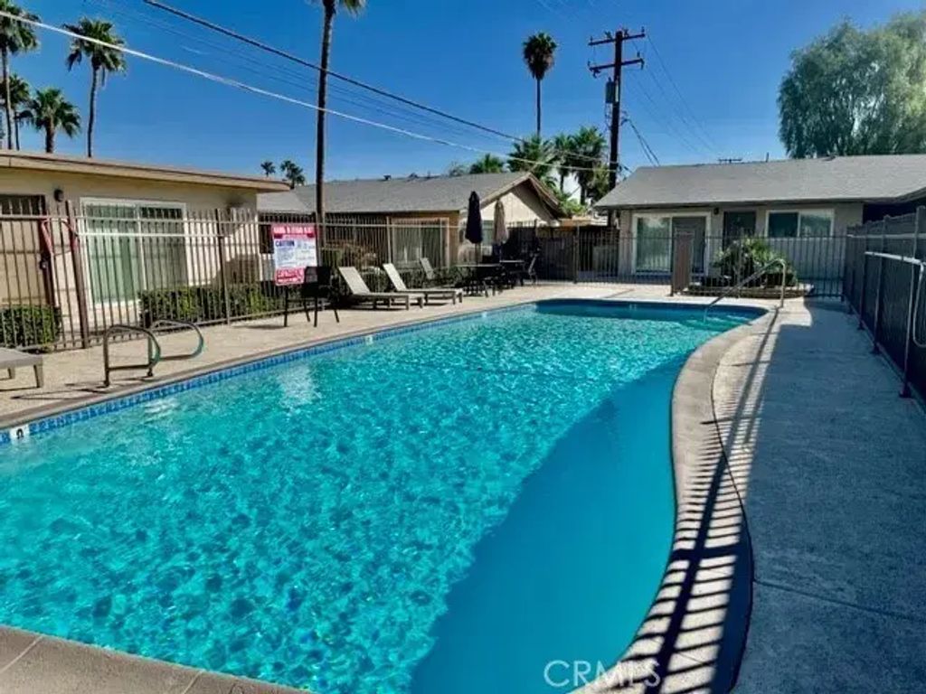 685 E Vista Chino A, Palm Springs
