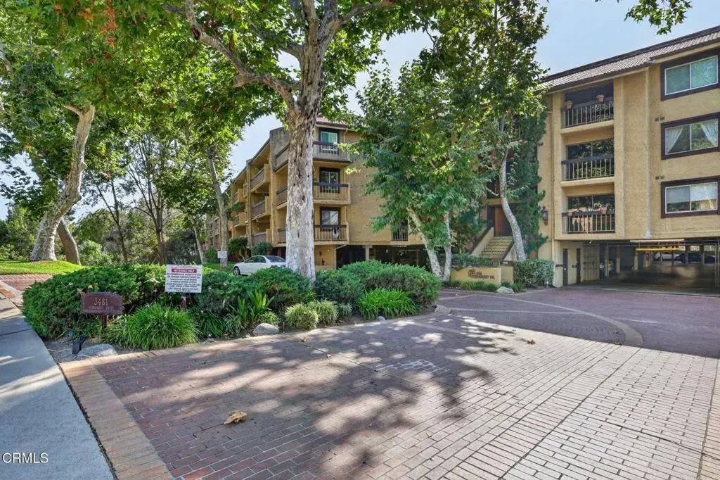 3481 Stancrest Drive 126, Glendale
